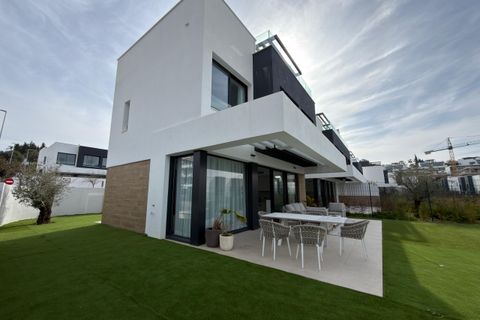 Villa i Estepona, Malaga, Estepona - € 900.000 | Ref: SRAT1 - foto 15